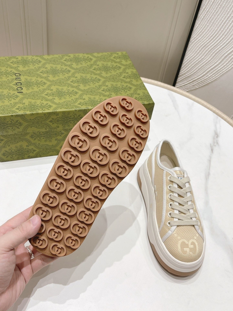 Gucci Casual Shoes